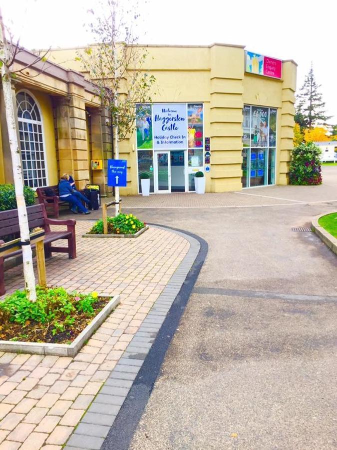Haven Haggerston Castle Caravan Hire Cheswick  Экстерьер фото